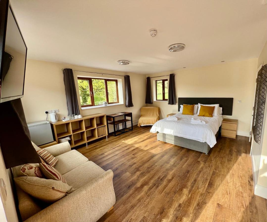 Отель Lillypool Farm Shipham Экстерьер фото